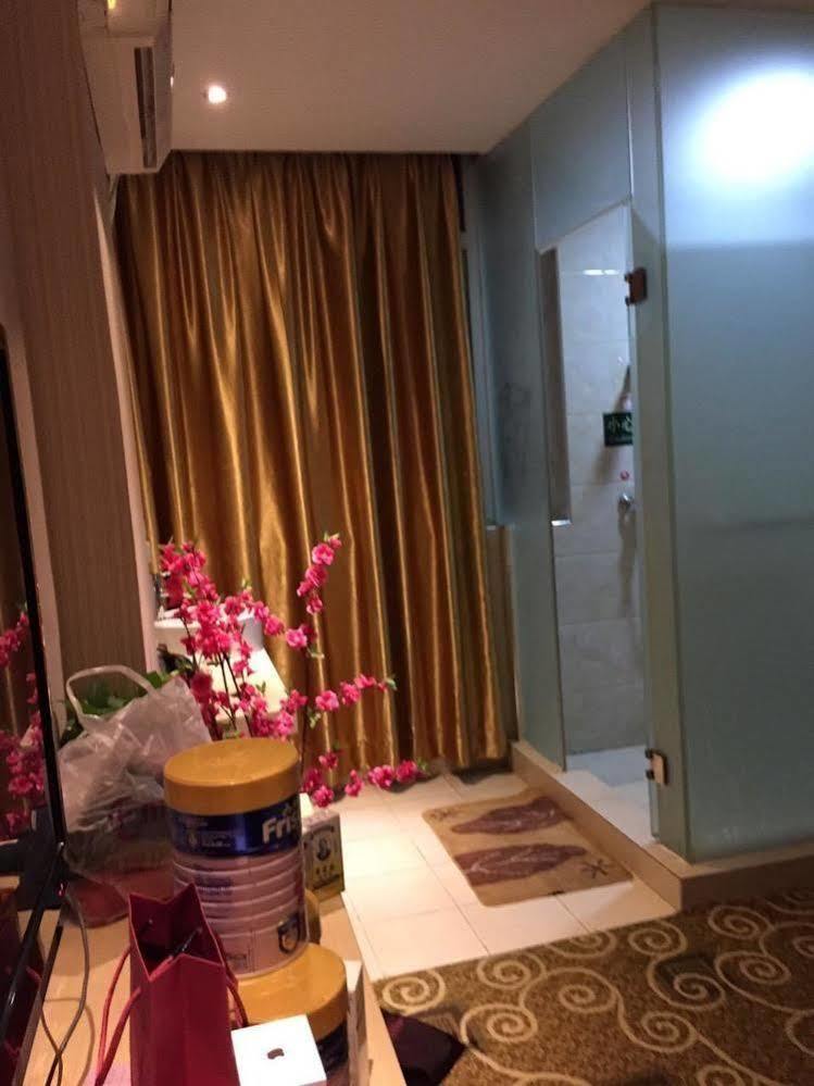 Shenzhen Civil Aviation Hotel Екстер'єр фото