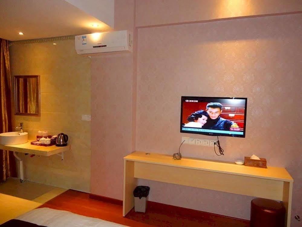 Shenzhen Civil Aviation Hotel Екстер'єр фото